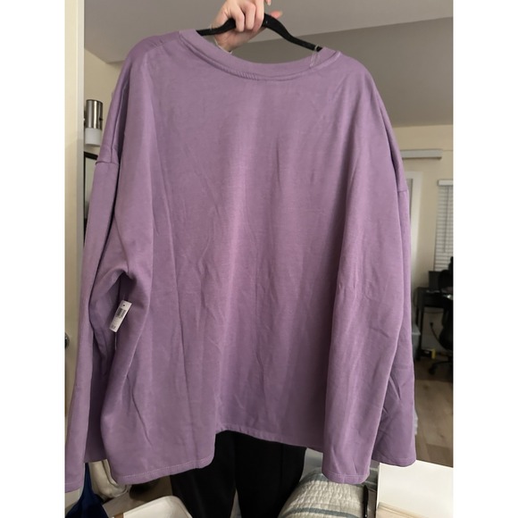 Disney Resort Purple V neck Long Sleeve flared arms woman's 2xl sweatshirt NWT - Picture 3 of 3